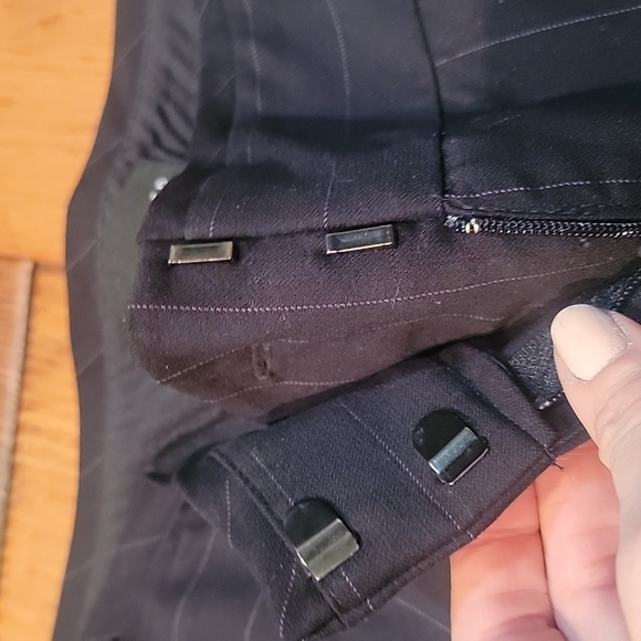 The Limited dress pants, size 4 - Picture 4 of 7